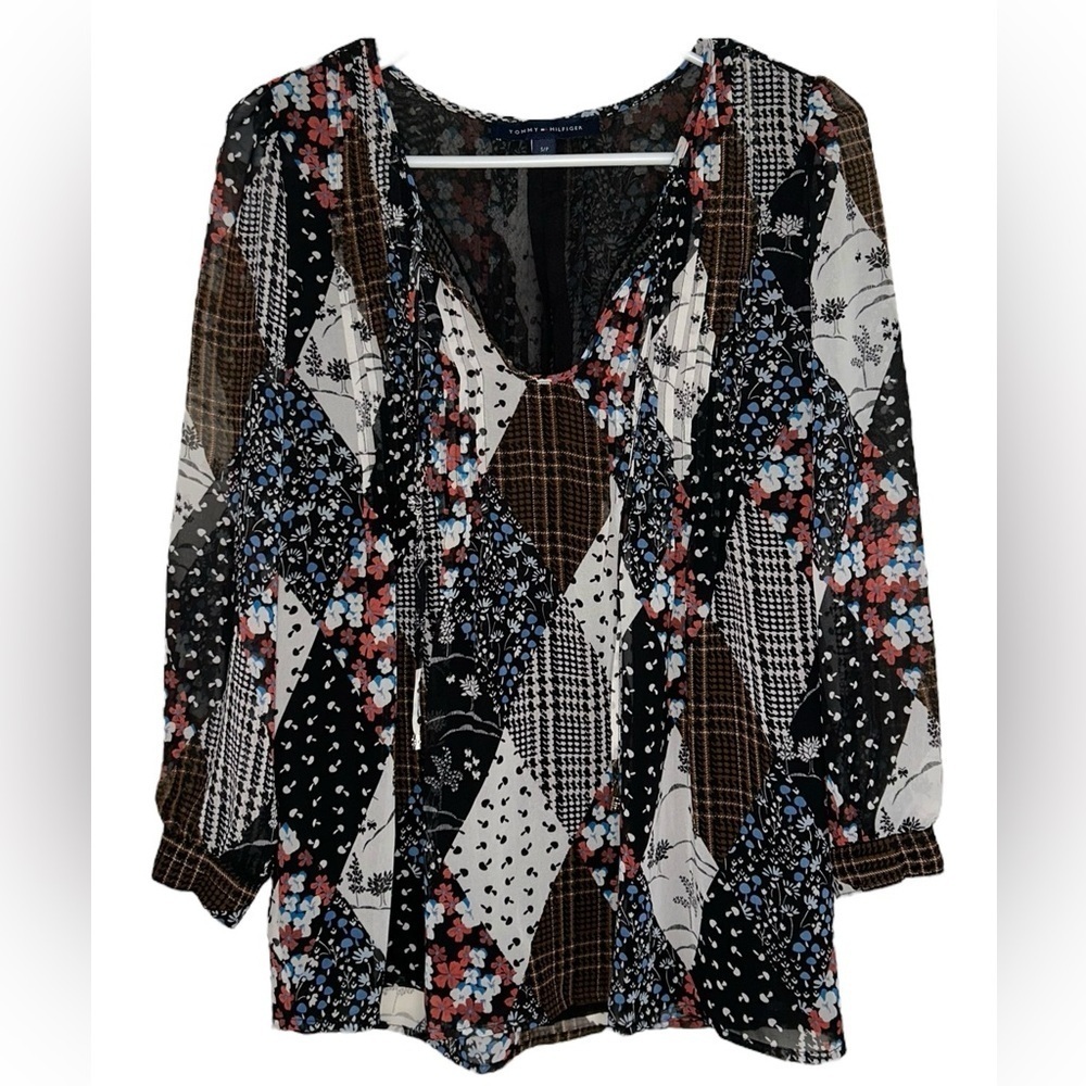 Tommy Hilfiger Patchwork Floral Print Top Women’s Size Small Preppy Office Wear